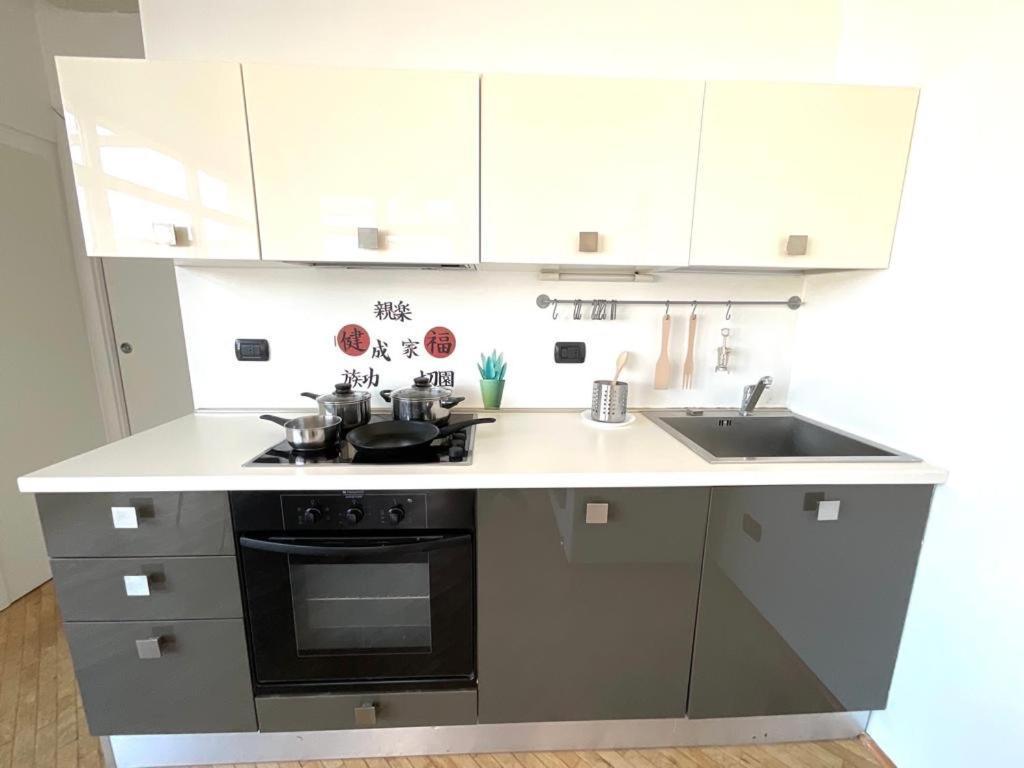 Appartement In Navigli District With Wonderful Terrace Milan
